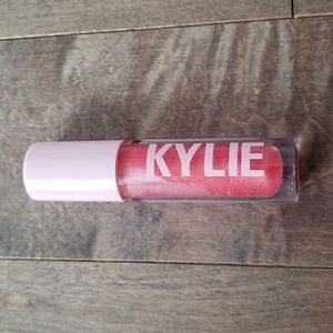 New Kylie gloss in Slept On